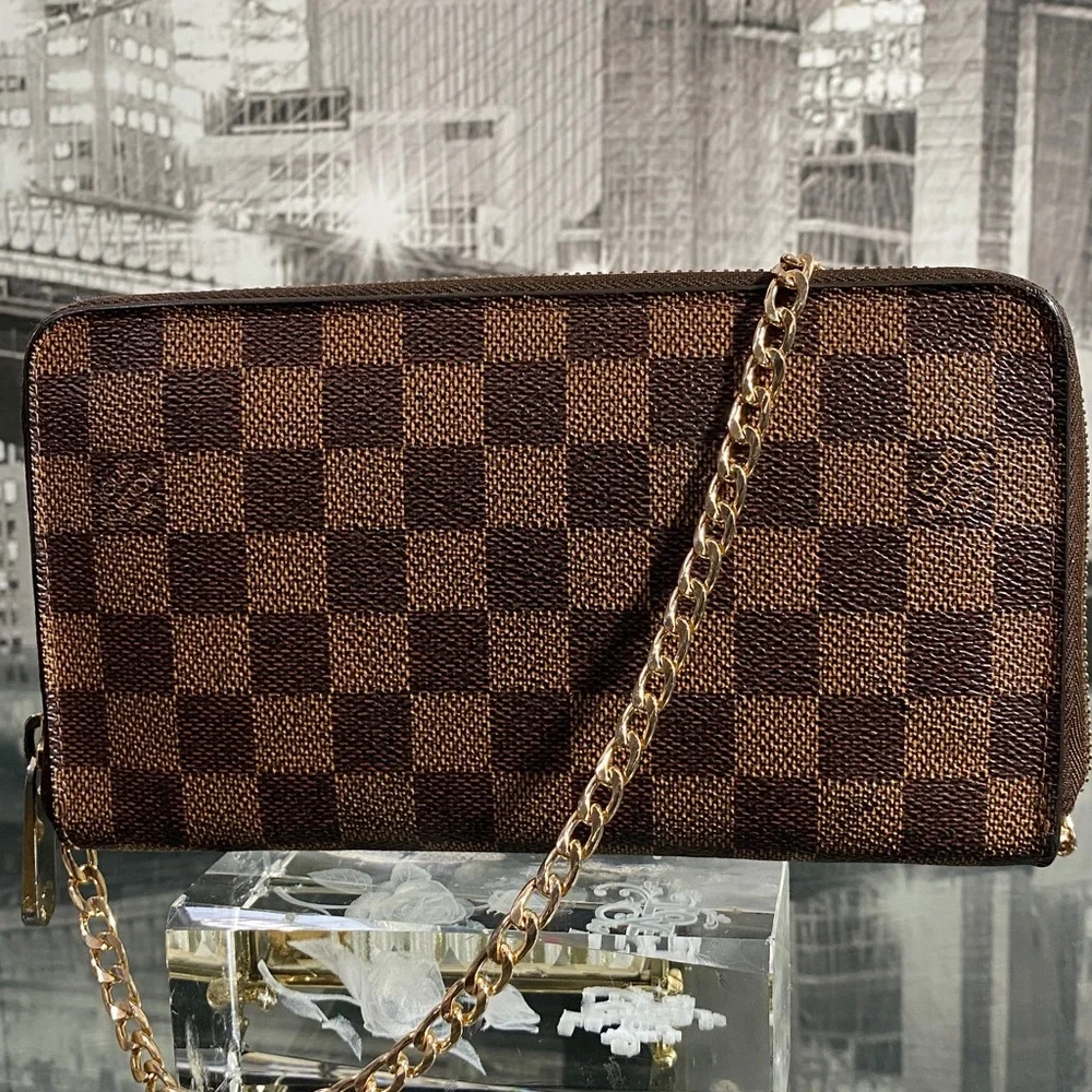 Authentic Rare Louis Vuitton Damier Organizer Zippy Wallet